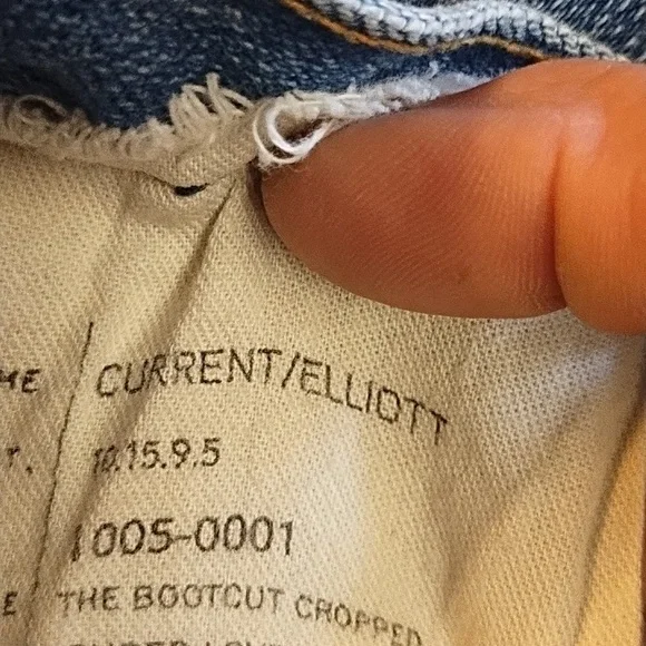 Current/Elliott Light Blue Distressed Cropped Jeans - Picture 2 of 3